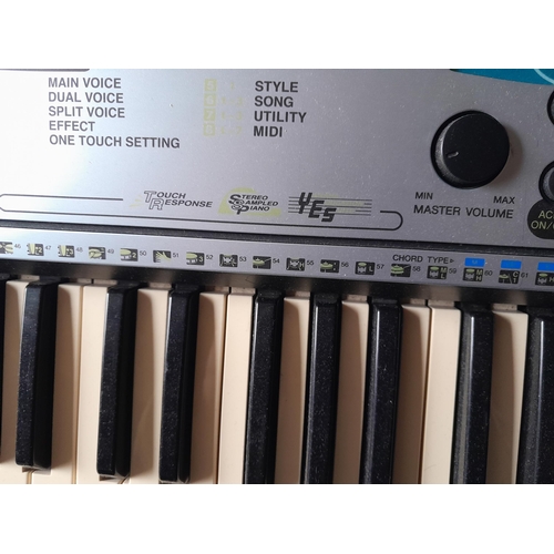 113 - Yamaha PSR 225 GM keyboard