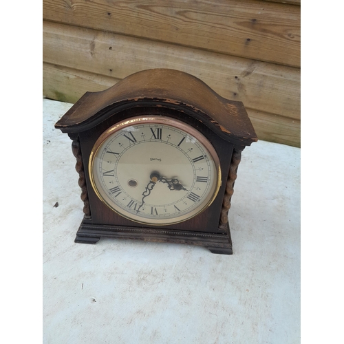 139 - Vintage oak case mantle clock