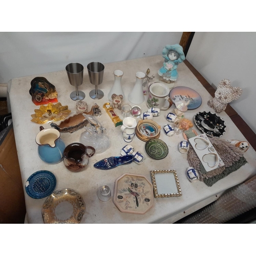 313 - Box of assorted china and glass ornaments : Torquay ware etc.