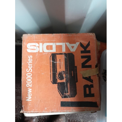 351 - Rank projector in box of issue