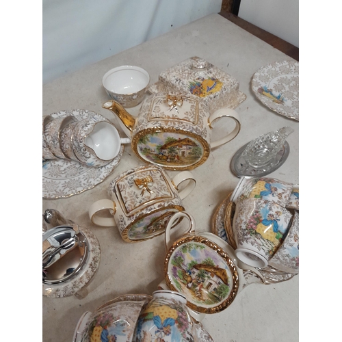 66 - Box of assorted decorative tea ware, Sadler teaset included