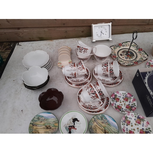 98 - Assorted decorative tea ware, Colclough, glassware, mantle clock etc.