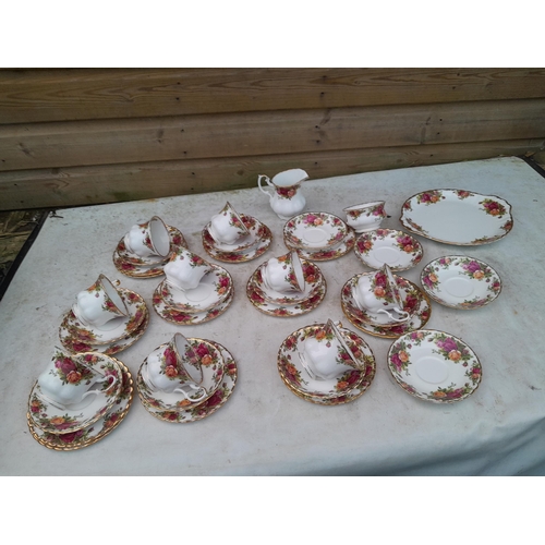 101 - Royal Albert Old Country Roses tea ware in good order