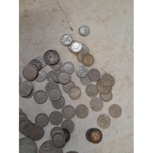 117 - Approx 440 g of pre 1947 silver coins