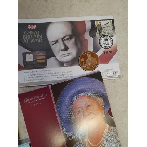 126 - Coins : UK Millenium Coin Collection, Queen Mother Centenary £5 in Royal Mint pack of Issue, 2 x fur... 