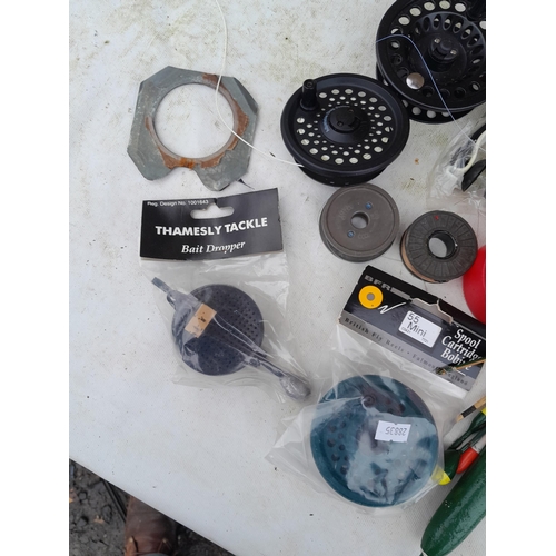 146 - Fishing interest : fly fishing reel cartridges, floats some new old stock