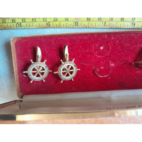 341 - Gold plated cufflinks and other costume jewellery