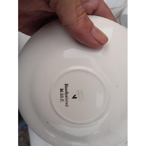 456 - Decorative and other dinner ware