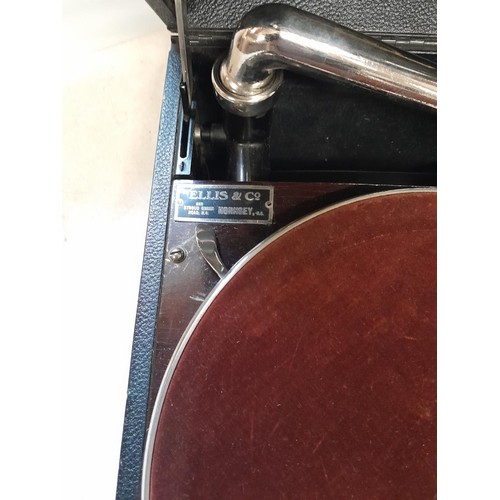 647 - Colombia wind up portable table top model gramophone, with original Colombia soundbox, spare needles... 