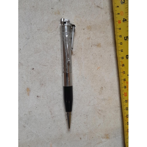 689 - Rare early model flat top Ronson Penciliter, Pat 92996, BR Pat 291895, Canada Pat 289148, US Pat 190... 