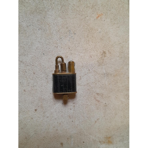 Lot 693       
