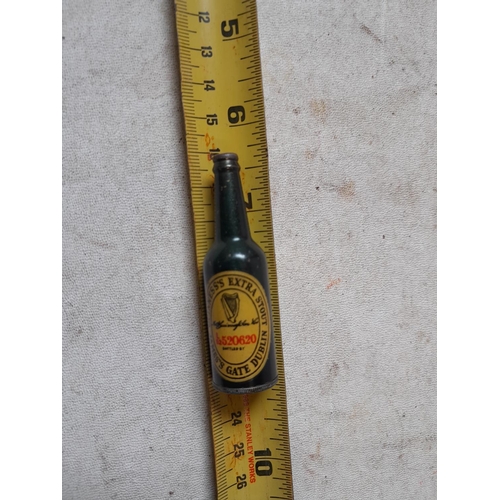 Lot 695       