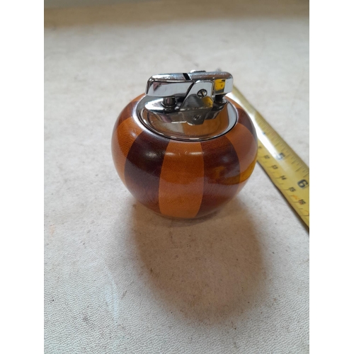 Lot 725       
