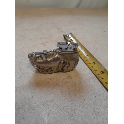 Lot 729       