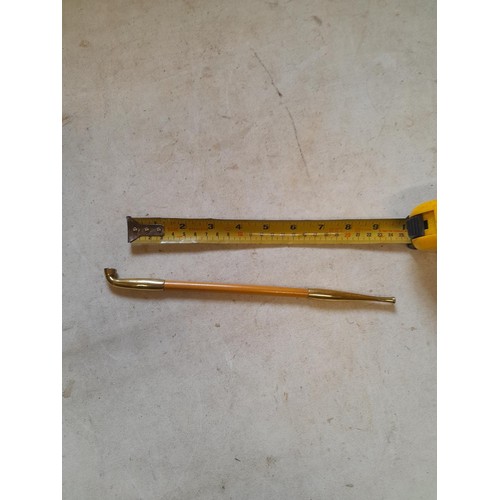 Lot 734       