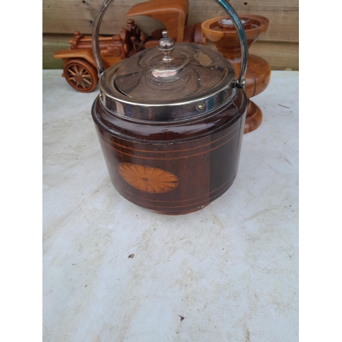 17 - Assorted wooden ware, Edwardian inlaid biscuit barrel