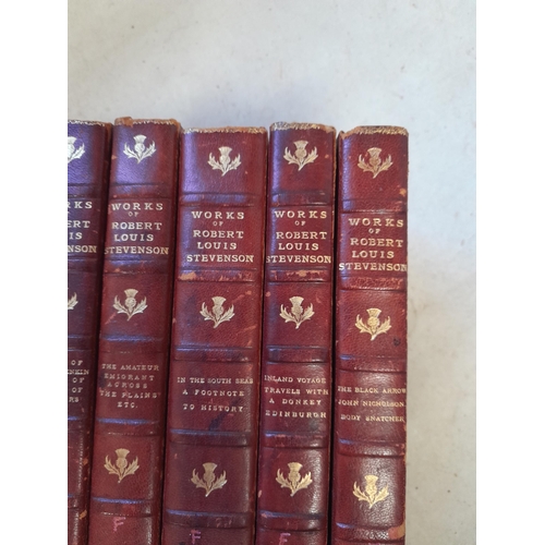 32 - Leather bound volumes : Works of Robert Louis Stevenson