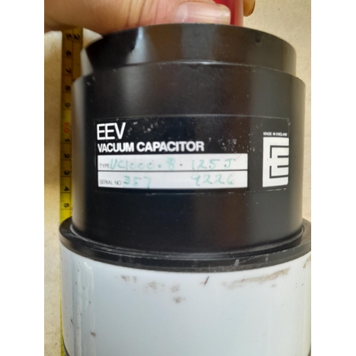 12 - EEV large model vacuum capacitor