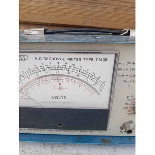 32 - Vintage Levell Micro Voltmeter Type TM 3B