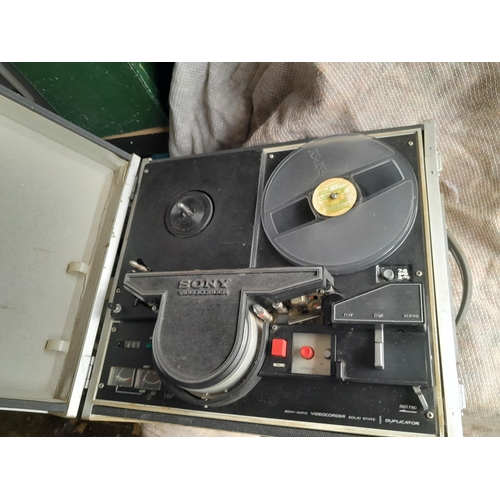 44 - Vintage Sony Video Recorder CV 2200 open reel to reel player from the 1960s