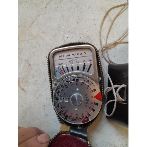 53 - Various vintage camera light meters