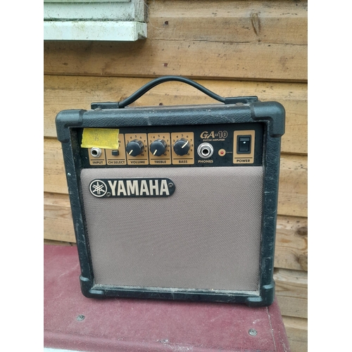131 - Yamaha practise guitar amplifier