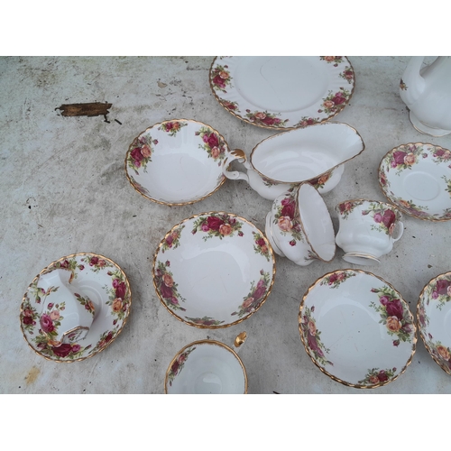 556 - Damaged and restored Royal Albert Country Roses tea ware