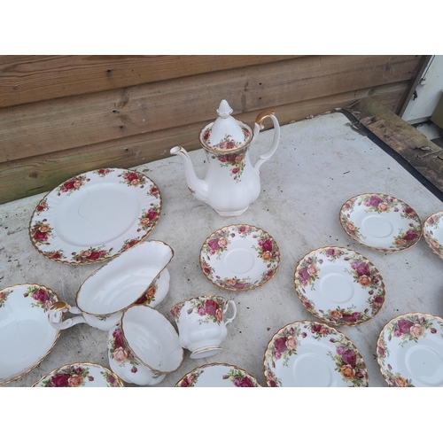 556 - Damaged and restored Royal Albert Country Roses tea ware