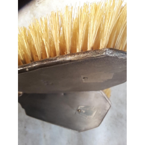 528 - 2 x silver brushes