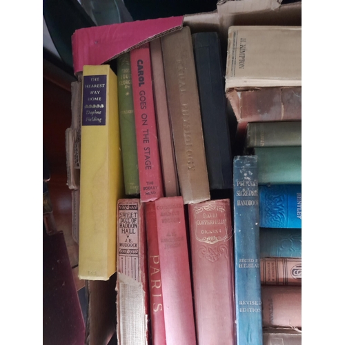 35 - Box of books : 20th century fiction earlier editions noticed