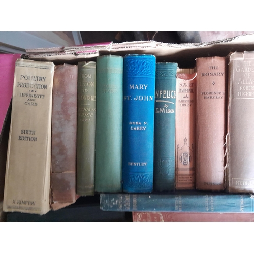 35 - Box of books : 20th century fiction earlier editions noticed