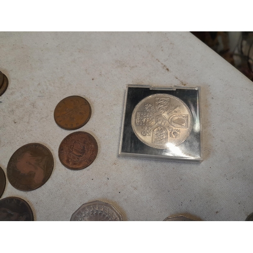 246 - Coins : Churchill, Festival of Britain (with stamps) & Jubilee Crowns, 1953 Five Shilling in case,  ... 