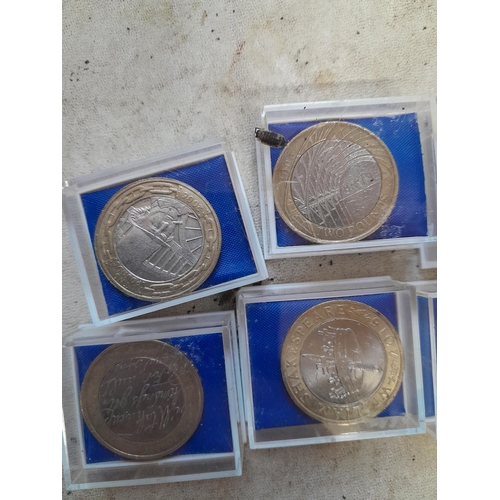 291 - Coins : 10 x  Collectable reverse head £2 coins