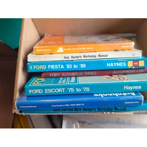 308 - Box of vintage Haynes and other car manuals : Ford Consul, Escort, Cortina interest