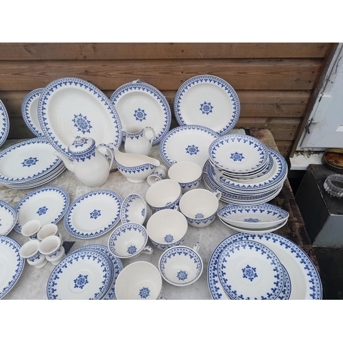 52 - Large amount of Wedgwood blue and white Rome pattern dinnerware, mainly in good order one serving tu... 