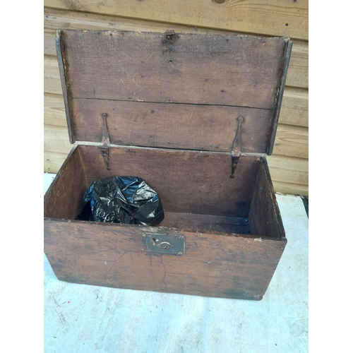 111 - 18th century oak bible box