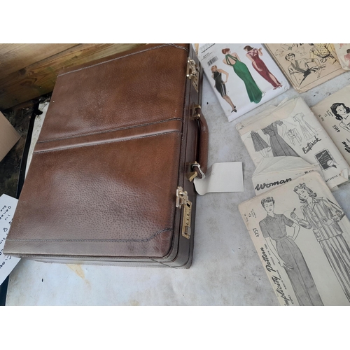 184 - Attache case with vintage sewing patterns : fashion interest