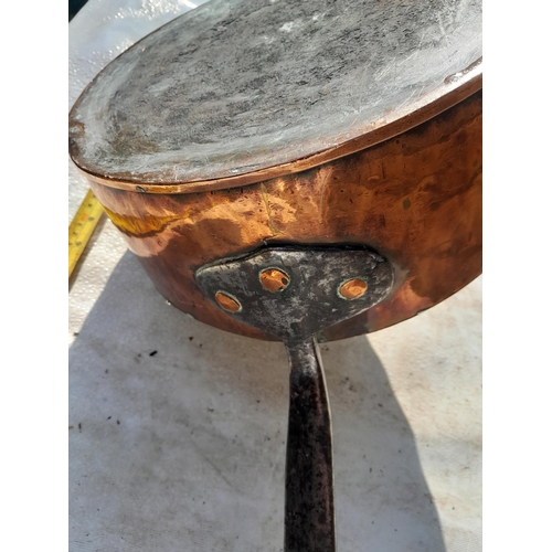 236 - Victorian copper pan with brass seam