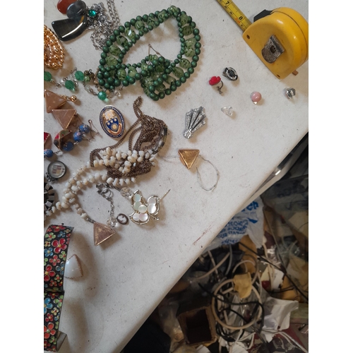 255 - Costume jewellery : cameo brooch necklaces, earrings, pin badges etc.