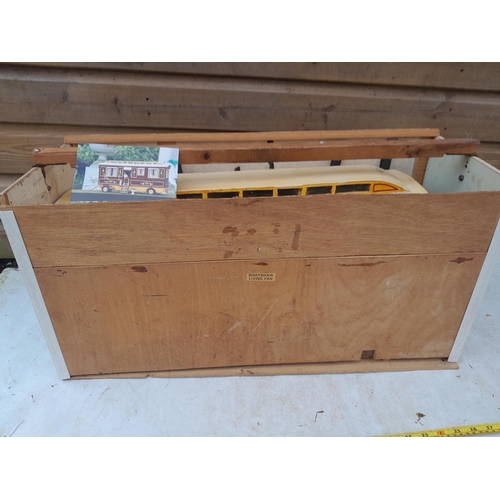 294 - Hand made scale model of a fairground Brayshaw Living Wagon  in carry case, exhibited at steam fairs