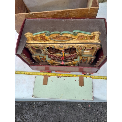 298 - Hand made scale model of a Grand Gaudin fairground mechanical musical organ in carry case, exhibited... 