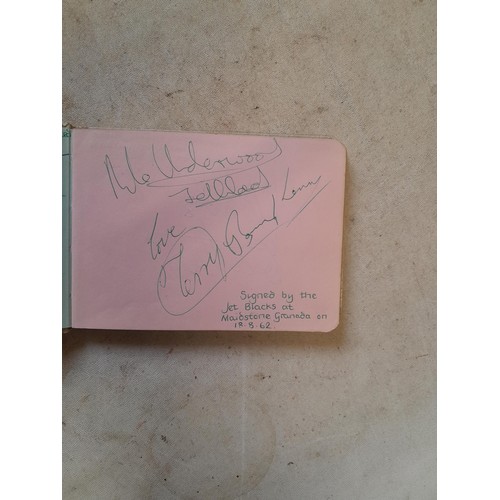 556 - Autograph album : Joe Brown, Rolf Harris and others