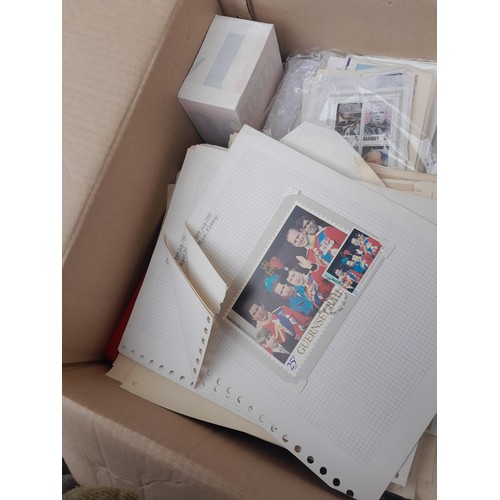 59 - Stamps : Large box of stamps, mint and used in albums