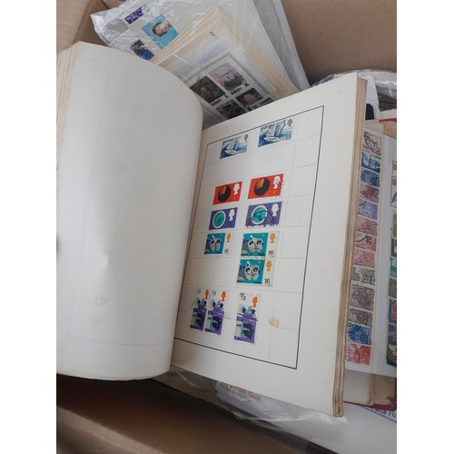 59 - Stamps : Large box of stamps, mint and used in albums