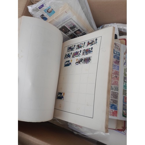 59 - Stamps : Large box of stamps, mint and used in albums