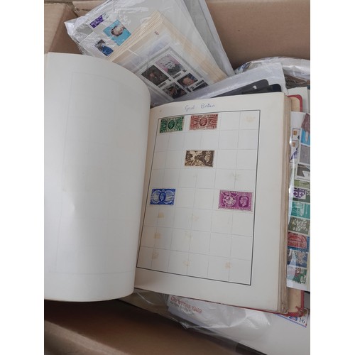 59 - Stamps : Large box of stamps, mint and used in albums