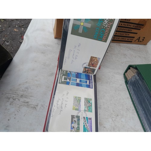 62 - Stamps : box containing 6 x binders of Stamp First Day Covers