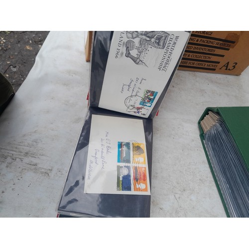 62 - Stamps : box containing 6 x binders of Stamp First Day Covers