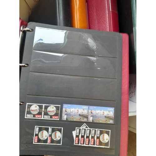 58 - Stamps : modern unmounted mint Commonwealth in 7 stock binders arranged on stock sheets