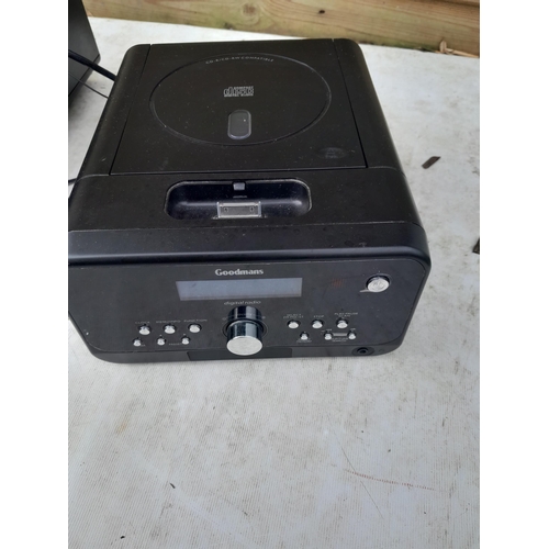 96 - AGFA projector and Goodmans midi system stereo